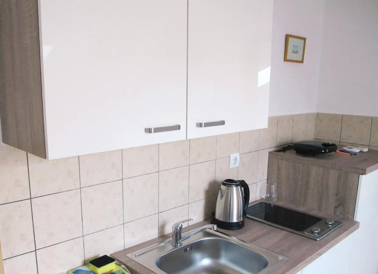 Apartment Ivna 普拉