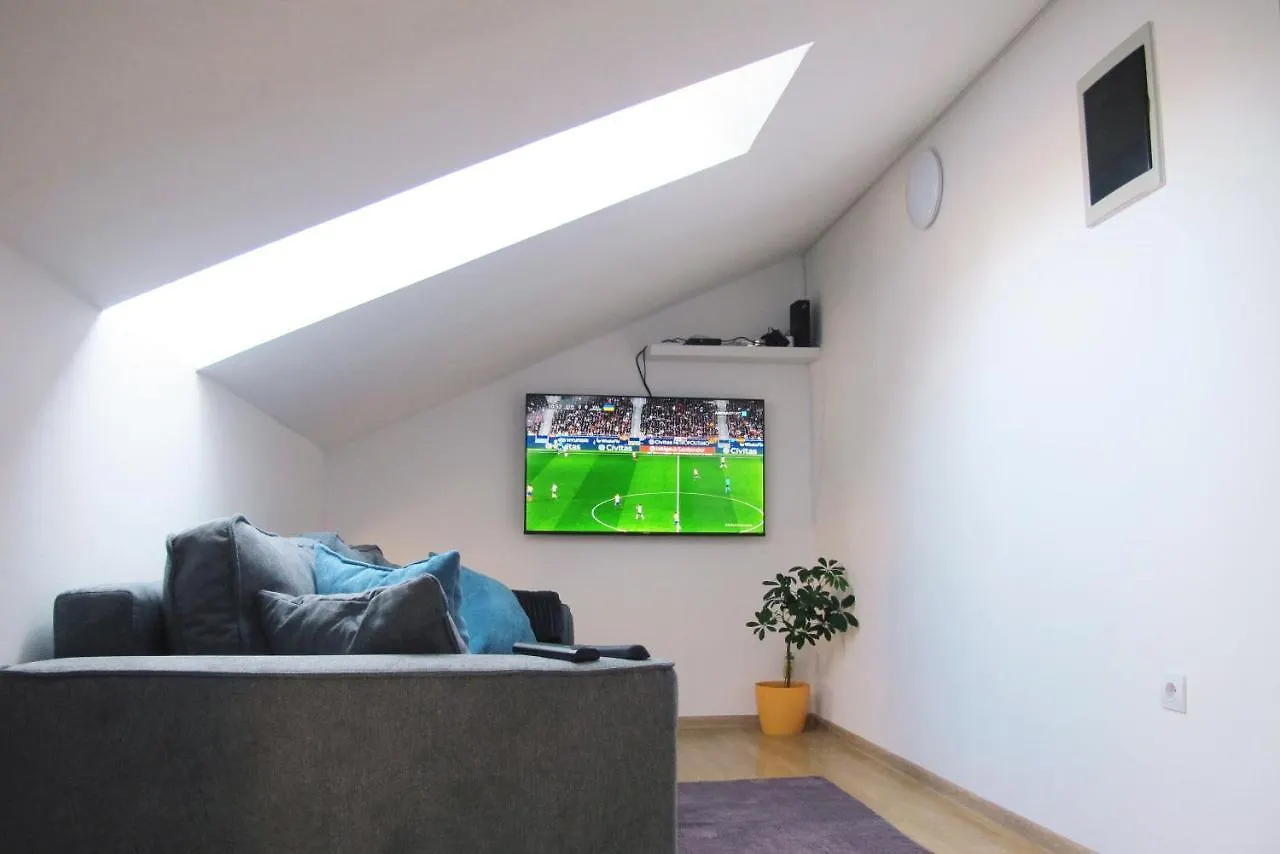 Apartment Ivna Πούλα